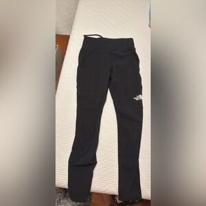 The North Face Black Women's Stretch Pocket Leggings